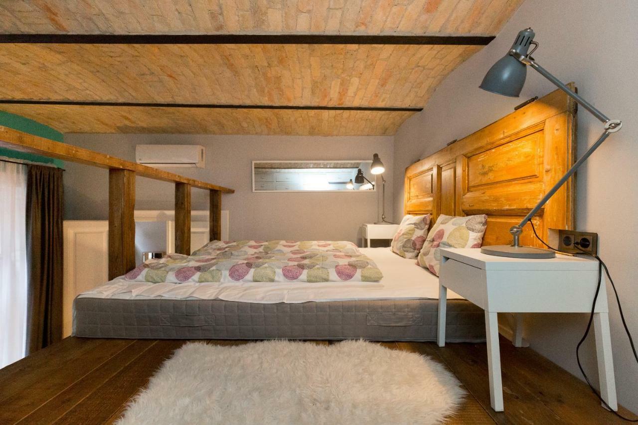 Deluxe Twin studio in Kazinczy street Apartment Budapesta Exterior foto